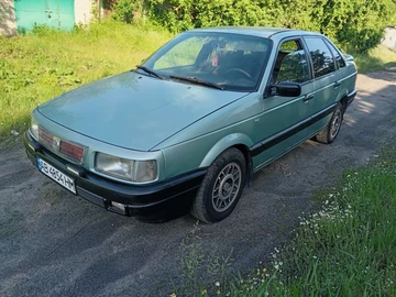 Авто Volkswagen Passat Sedan 1991 № 8820664