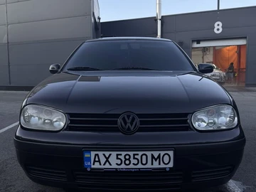Авто Volkswagen Golf 2000 № 8820686