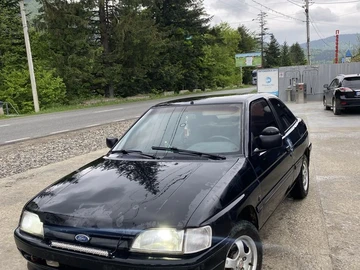 Авто Ford Escort 1996 № 8820691