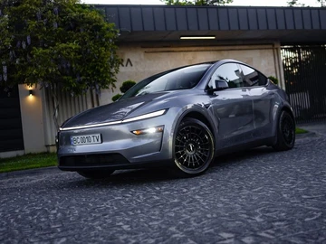 Авто Tesla Roadster 2025 № 8820876
