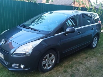 Авто Peugeot 5008 2009 № 8820882