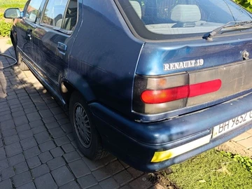 Авто ВАЗ 11113 Oka 1994 № 8820903