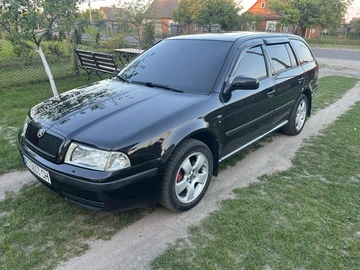 Авто Skoda Octavia 2000 № 8821032
