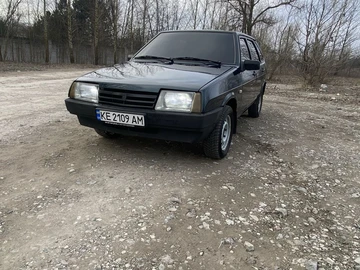 Авто ВАЗ 2109 2004 № 8821196