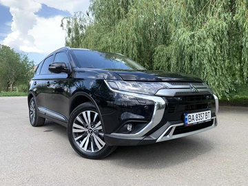 Авто Mitsubishi Outlander 2023 № 8821237