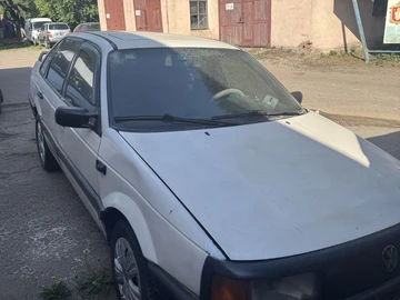 Авто Volkswagen Passat Sedan 1989 № 8821259