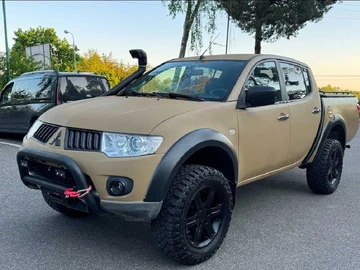 Авто Mitsubishi L 200 2010 № 8821276