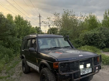 Авто Land Rover Discovery 2004 № 8821281