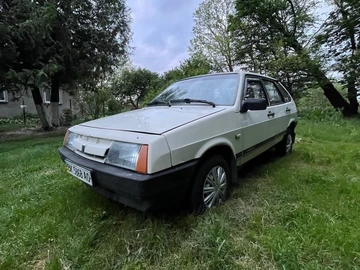 Авто ВАЗ 2109 1990 № 8821286