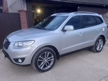 Авто Hyundai Santa Fe 2010 № 8821383