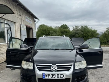 Авто Volkswagen Touareg 2009 № 8821408