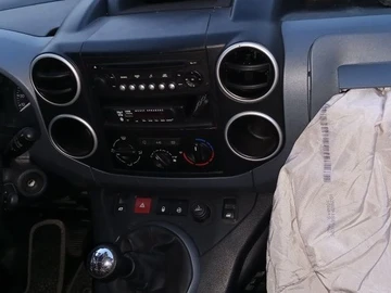 Авто Peugeot Partner 2014 № 8821788