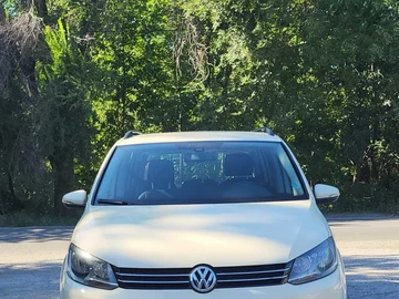 Авто Volkswagen Touran 2012 № 8822107