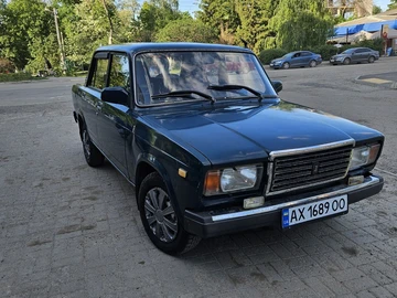 Авто ВАЗ 2107 2004 № 8822111
