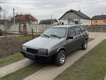 Авто ВАЗ 2109 2004 № 8822146