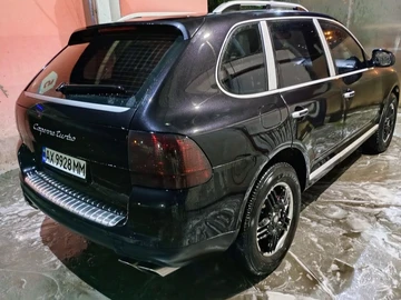 Авто Porsche Cayenne 2004 № 8822169