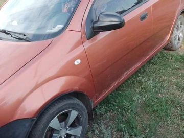 Авто Chevrolet Aveo 2004 № 8822330