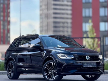 Авто Volkswagen Tiguan 2021 № 8822576