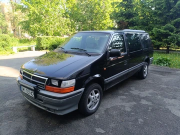 Авто Chrysler Grand Voyager 1995 № 8822594