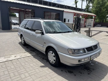 Авто Volkswagen Passat Variant 1996 № 8822630