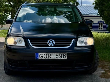 Авто Volkswagen Touran 2005 № 8822635