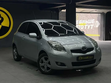 Авто Toyota Yaris 2010 № 8823013