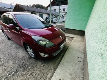 Авто Renault Grand Scenic 2010 № 8823328