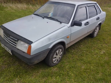 Авто ВАЗ 21099 1998 № 8823351