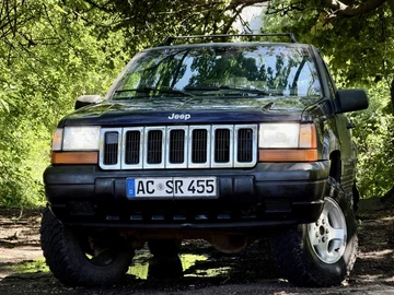 Авто Jeep Grand Cherokee 1998 № 8823355