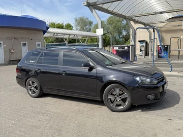 Авто Volkswagen Golf 2010 № 8823392