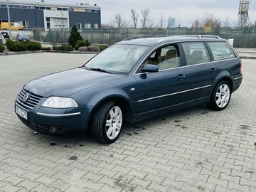 Авто Volkswagen Passat Variant 2001 № 8823473