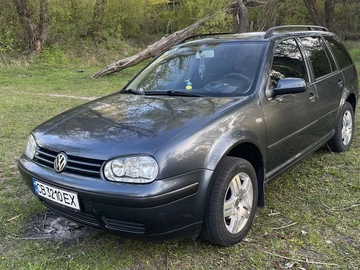 Авто Volkswagen Golf 2001 № 8823495