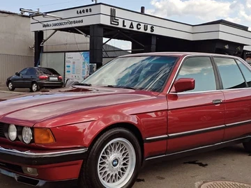 Авто BMW 7 Серия 1993 № 8823608