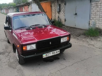 Авто ВАЗ 2107 1989 № 8823648