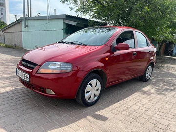 Авто Chevrolet Aveo 2004 № 8823724