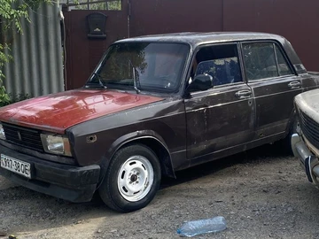 Авто ВАЗ 2105 1985 № 8823858
