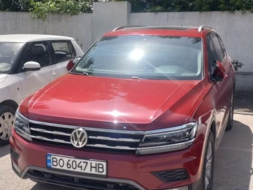 Авто Volkswagen Tiguan 2019 № 8823875
