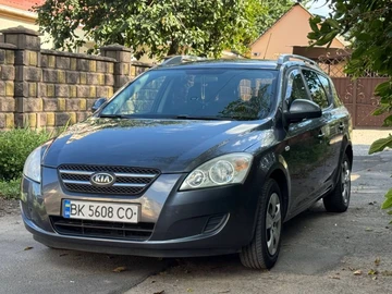 Авто KIA Cee X27 D 2009 № 8823883