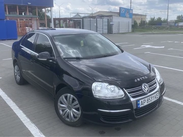 Авто Volkswagen Jetta 2009 № 8823961