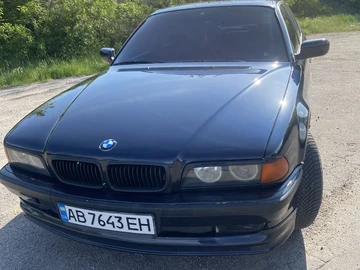 Авто BMW 7 Серия 1996 № 8824318