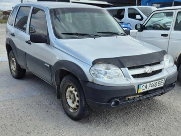 Авто Chevrolet Niva 2012 № 8824425