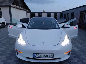 Авто Tesla Model 3 2021 № 8824426
