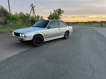 Авто BMW 3 Серия 1988 № 8824610