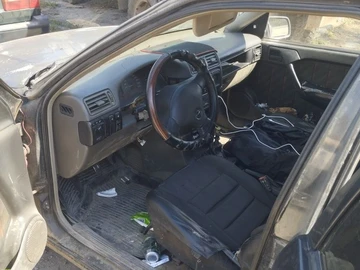 Авто Opel Vectra 1996 № 8824747