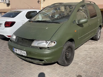 Авто Volkswagen Sharan 1999 № 8824791