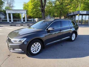 Авто Volkswagen Passat Hatchback 2018 № 8824817