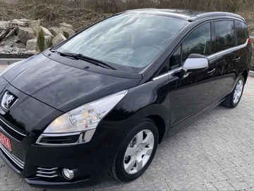 Авто Peugeot 5008 2011 № 8824905