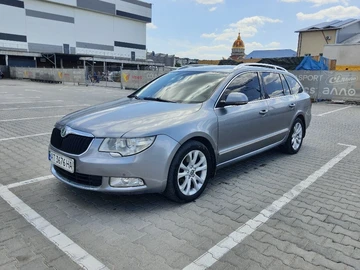 Авто Skoda Superb 2012 № 8825047