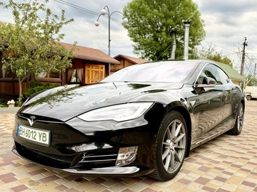 Авто Tesla Model S 2016 № 8825079