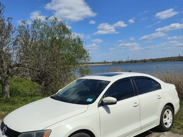 Авто Volkswagen Jetta 2011 № 8825251